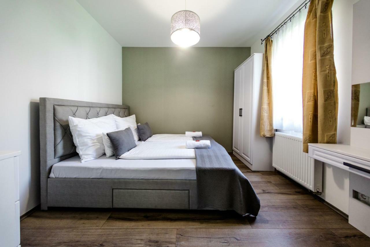 Liszt Ferenc Apartments Кечкемет Екстер'єр фото