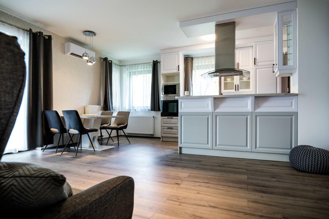 Liszt Ferenc Apartments Кечкемет Екстер'єр фото